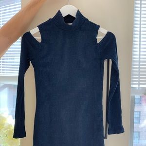 Splendid size XS sweater dress with cutouts